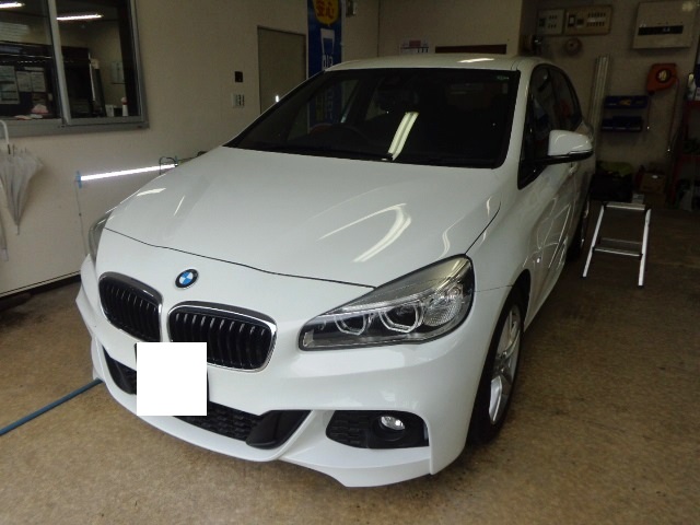 BMW2シリーズ白