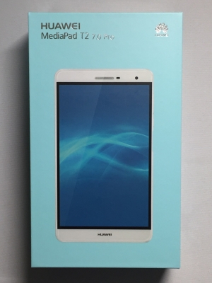 Huawei「MediaPad T2 7.0 Pro」化粧箱