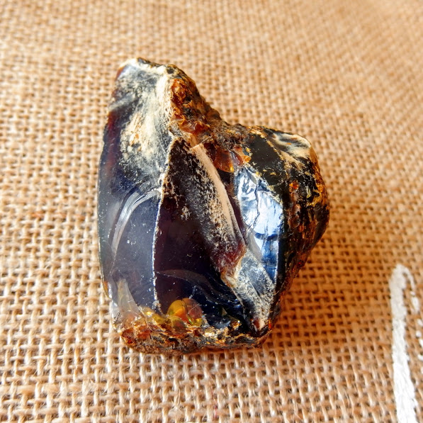ブルー・アンバー（琥珀） インドネシア・スマトラ産 32g 原石 