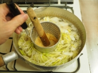 コシナガマグロの味噌汁16