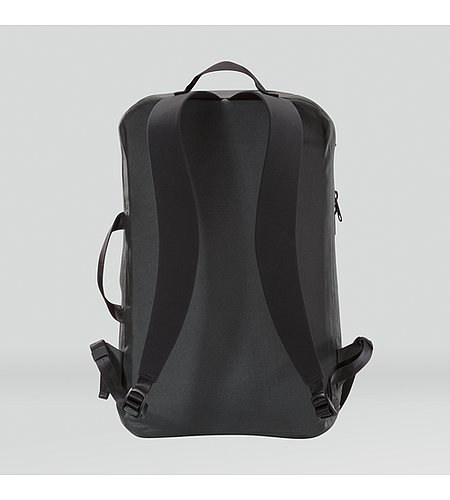 無駄を極限まで削ぎ落としたアーバンリュック Arc'teryx 無駄を極限まで削ぎ落としたアーバンリュック Arc'teryx