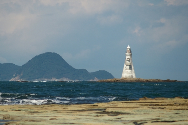 大藻路岩灯台