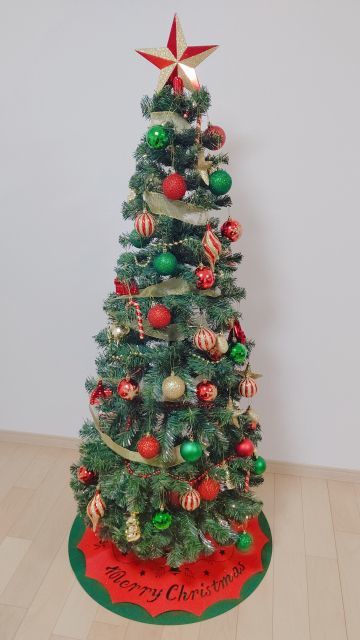 「ベツレヘムの星」とは？ - クリスマスツリーの一番上に飾られている星